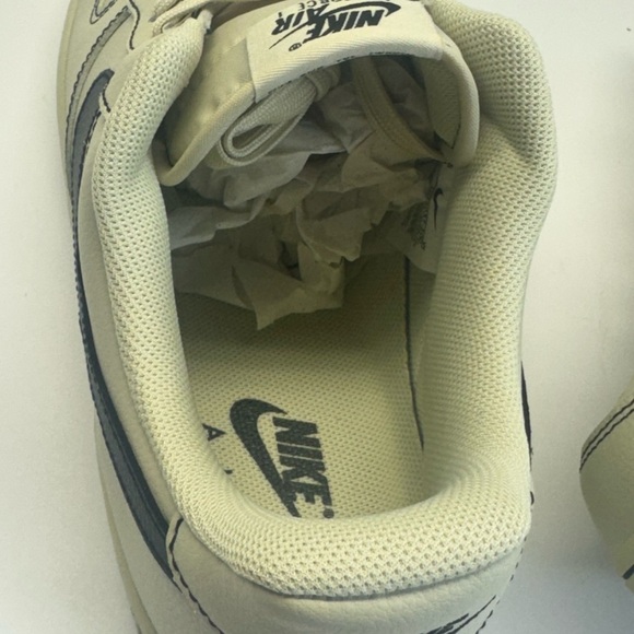 Nike Air Force 1 '07 LV8 Light Khaki/Black AF1 men’s 10 - Picture 5 of 7